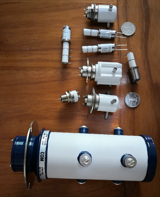 comprare Interruttore di relè RF ad alta tensione in ceramica bianca per l'applicazione di accoppiatori di antenne online manufacture